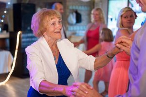 21-wesele-taniec-babcia